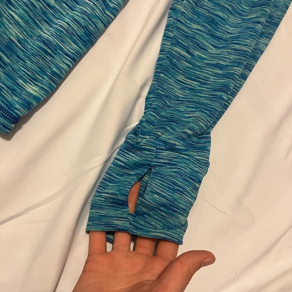 Xersion Women’s Mock Neck Long Sleeve Quarter-Zip Pullover - Size XL - Picture 3 of 6